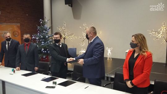 Ostrowiec Świętokrzyski i gminę Kunów połączą linie autobusowe