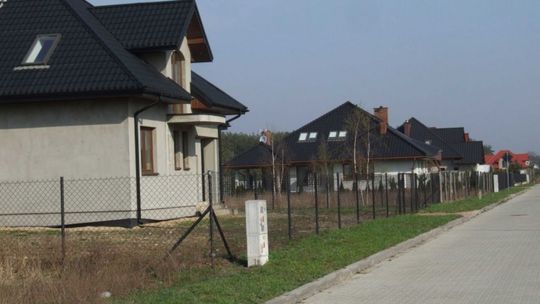 Ostrowiec Świętokrzyski. Miasto sprzedaje działki pod budownictwo jednorodzinne