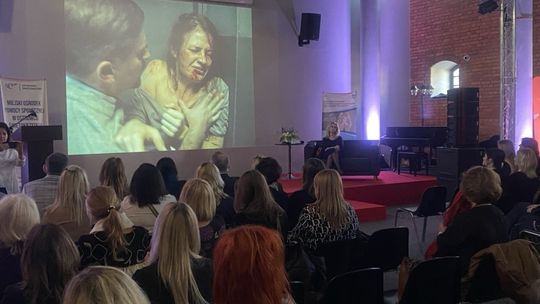 Ostrowiec Świętokrzyski mówi STOP przemocy domowej!