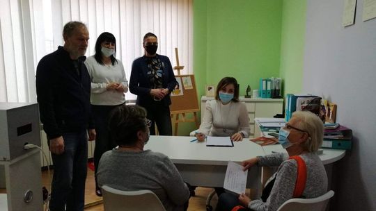 Ostrowiec Świętokrzyski: Seniorzy sprawdzili swoje możliwości za kierownicą