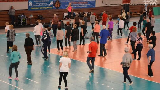 Ostrowiec Świętokrzyski. Zajęcia sportowe dla seniorów