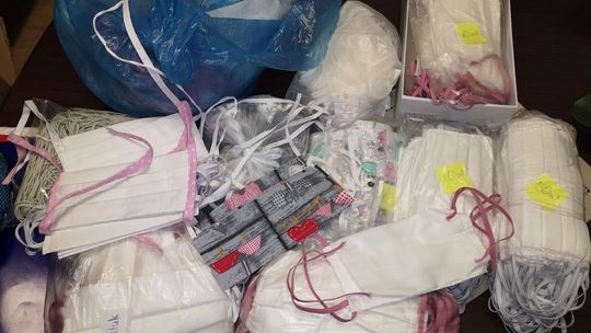 Ostrowiec szyje maski dla medyków Ostrowiec szyje maski dla medyków