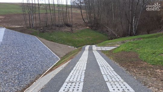 Ostrowiec zabezpieczony przez powodzią