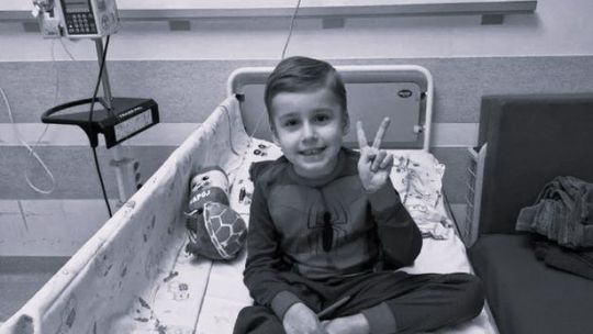 Ostrowiec żegna Ignasia – chłopca, dla którego mieszkańcy zjednoczyli się w walce o zdrowie 