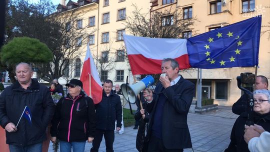 Ostrowiec zostaje w Unii Europejskiej