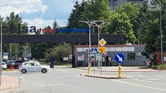 Ostrowieccy hutnicy ze wsparciem  ostrowieckich samorządów  