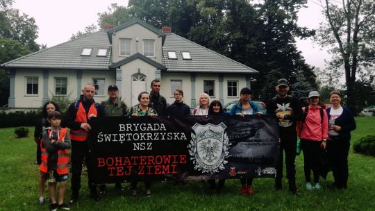 Ostrowieccy Patrioci śladami partyzantów (zdjęcia)