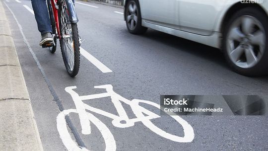 Ostrowieccy policjanci będą uczyć dzieci bezpiecznego zachowania na drogach 