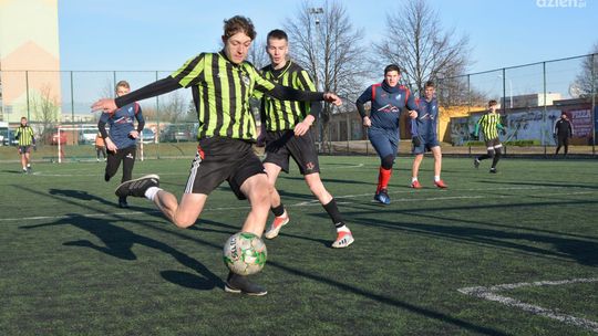 Ostrowiecki MOSiR zaprasza na Noworoczny Turniej Piłki Nożnej 2023
