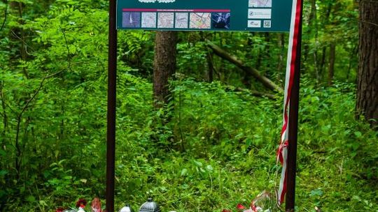 Ostrowiecki Zlot partyzancki w Jeziórku żywą lekcja historii