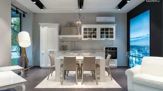 Oświetlenie zewnętrzne domu – bezpieczeństwo i estetyka