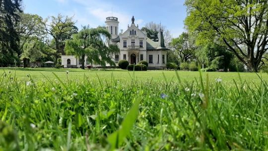 Pałacyk w Oblęgorku otwarty ponownie