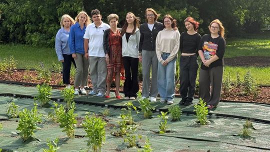 Park kieszonkowy tworzy społeczność ostrowieckiego liceum 