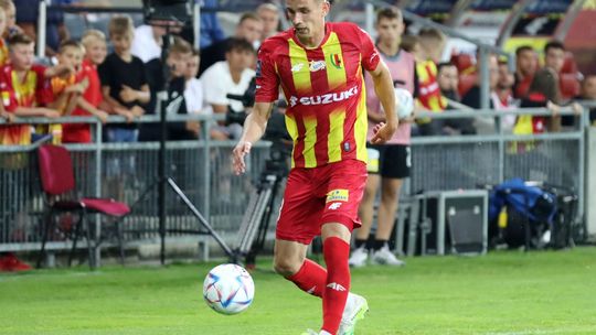 Pasjonujący bój w Legnicy na remis