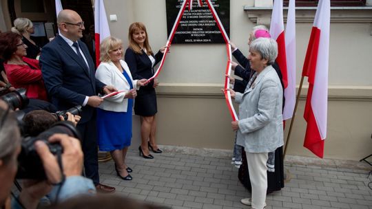 Pedagogiczna Biblioteka otrzymała imię Gustawa Herlinga-Grudzińskiego