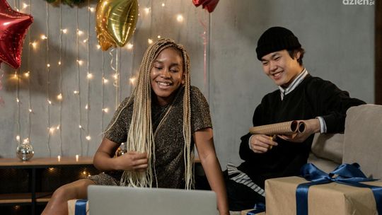 Personalizowane prezenty od Plexido.pl – jak wybrać idealny upominek?