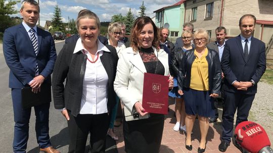 Piaski Brzóstowskie w końcu z nową nawierzchnią