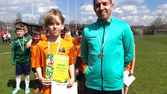 "Piątka", "Siódemka" i "Power Girls" wygrywają ostrowieckie eliminacje Pucharu Tymbarku