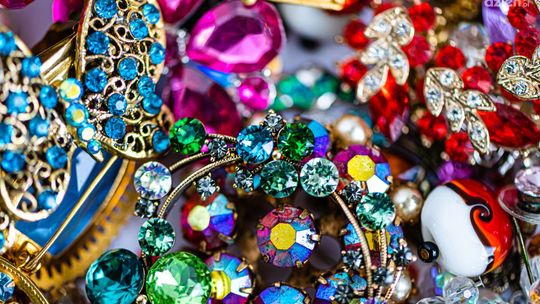 Piękno i symbolika chryzoprazu - kamień zielonego serca