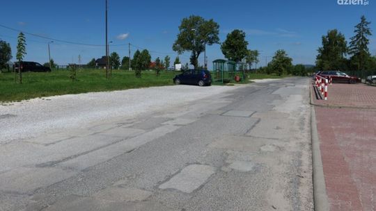 Piekoszów z 4,2 mln zł rządowego wsparcia na przebudowę drogi do szkoły