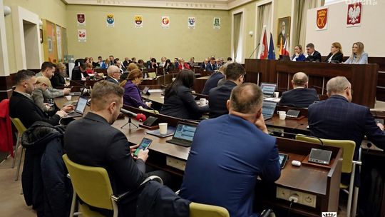 Pierwsza sesja nowej kadencji 7 maja