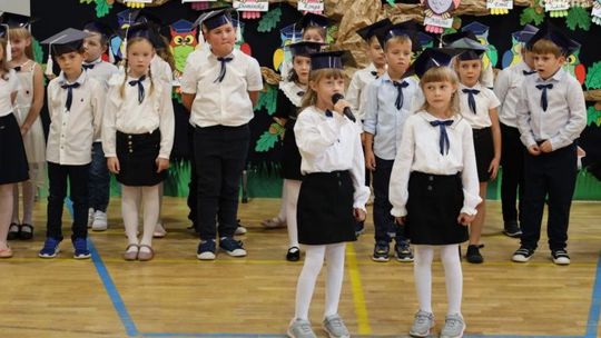 Pierwszaki z terenu Miasta i Gminy Piekoszów już przyjęte w poczet uczniów. 