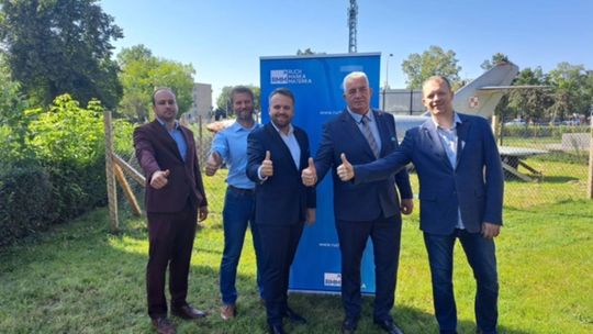 Pierwszy kandydat z Ostrowca do Senatu