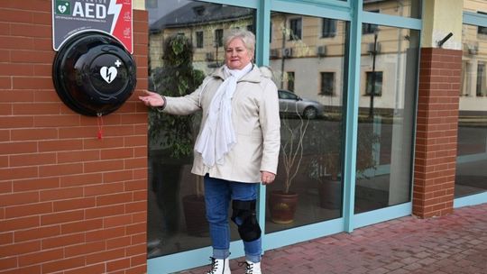 Pierwszy ogólnodostępny defibrylator AED w gminie Masłów
