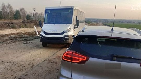 Pijany kierowca autobusu zatrzymany! Miał 3 promile i przewoził 18 osób 