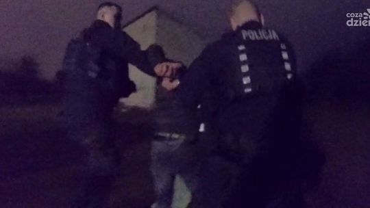 Pijany kierowca BMW zatrzymany w Kielcach!  Uciekał pieszo przed policjantami [WIDEO]