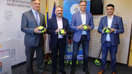 Piłka ręczna w szkołach - ruszają zajęcia