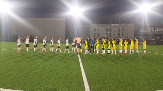 Piłkarki KSZO 1929 spędzą zimę na fotelu lidera