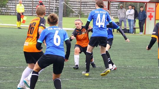 Piłkarki KSZO nadal niepokonane w III Lidze