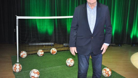 Piłkarska legenda w Świętokrzyskiem! Włodzimierz Lubański spotkał się z kibicami