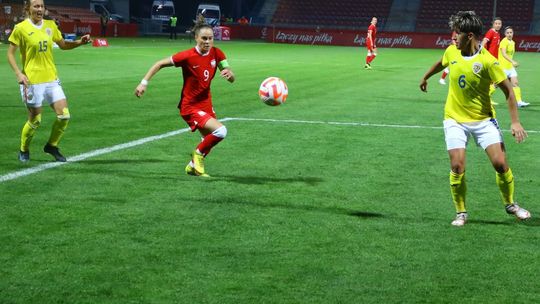 Piłkarskie święto w Ostrowcu - Polki pokonały Rumunię