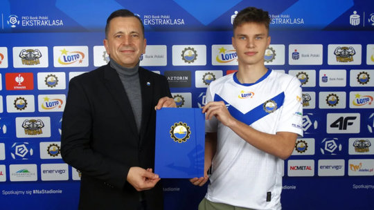 Piłkarz Korony Kielce w Stali Mielec 