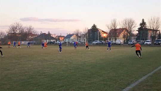 Piłkarze KSZO 1929 sprawdzili Łysicę