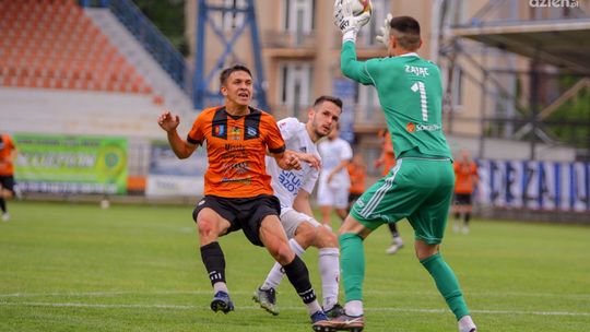 Piłkarze KSZO zakończyli sezon na własnym boisku