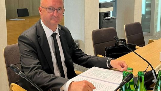 Piotr Wawrzyk w szpitalu. Chciał popełnić samobójstwo