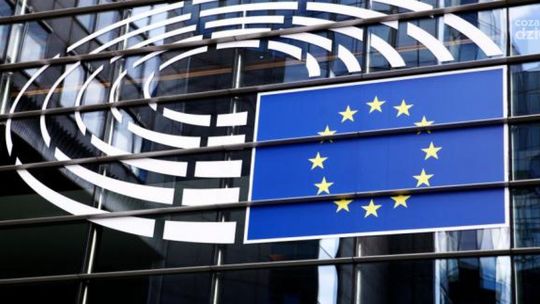 PiS wygrywa w powiecie ostrowieckim