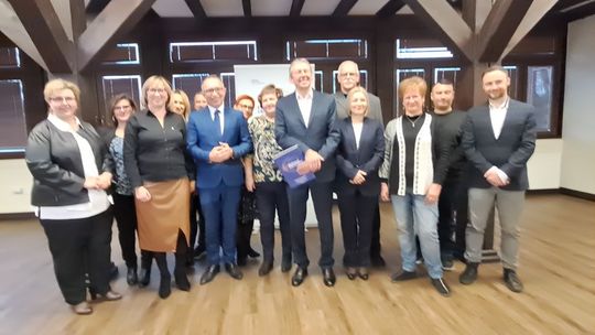 Platforma Obywatelska odbudowała struktury w powiecie ostrowieckim