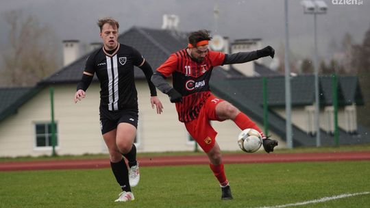 Płomień Wólka Kłucka zmierzy się ze Spartakusem II Daleszyce 