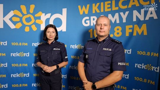 Podkom. M. Perkowska-Kiepas, mł. aspirant J. Borek: Od nowego roku obowiązkowe kaski dla użytkowników jednośladów