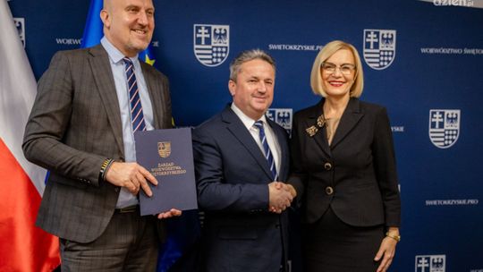 Podpisano kolejne umowy na wsparcie osób starszych i niepełnosprawnych