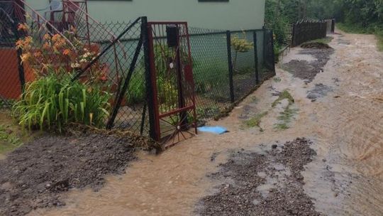 Podtopienia po burzach w regionie