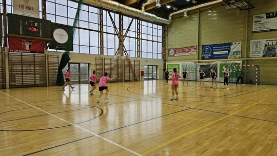 Pojedynek szczypiornistek z Buska-Zdroju