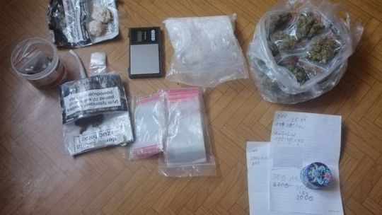Pół kilograma narkotyków w mieszkaniu