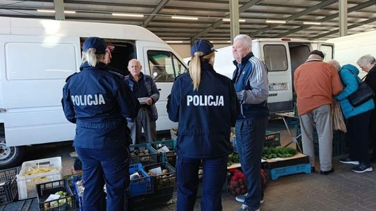 Policja przypomina o zasadach bezpieczeństwa podczas grzybobrania