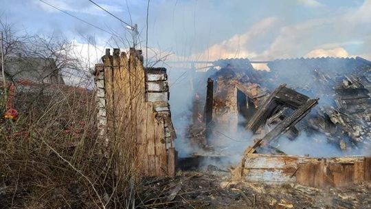 Policja ustala sprawcę podpaleń  w gminie Ćmielów 