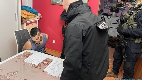 Policjanci rozbili zorganizowaną grupę przestępczą